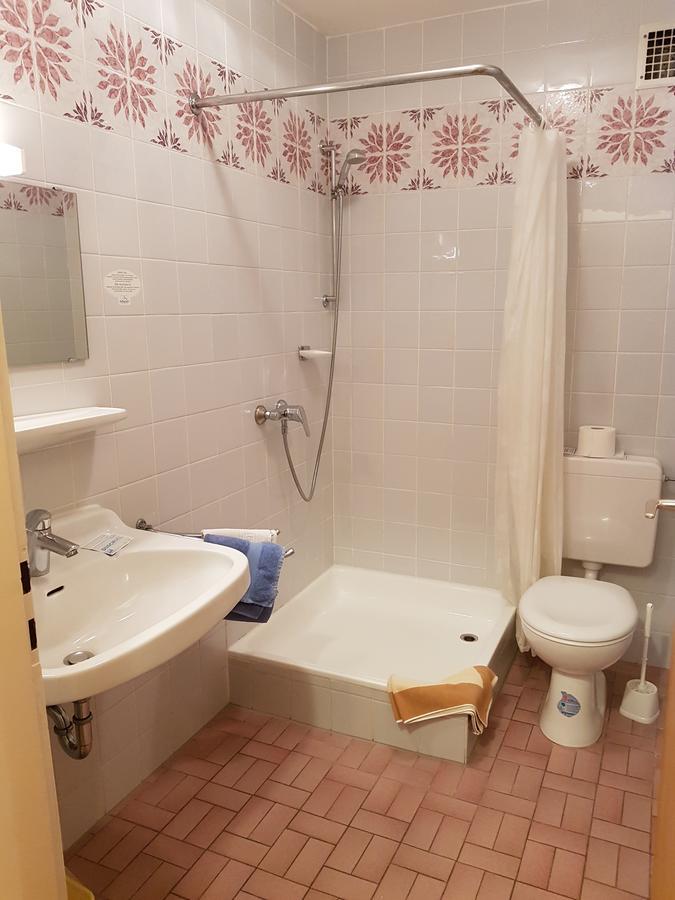 Hotel Garni Saeulner-Hof แบร์เกน ภายนอก รูปภาพ
